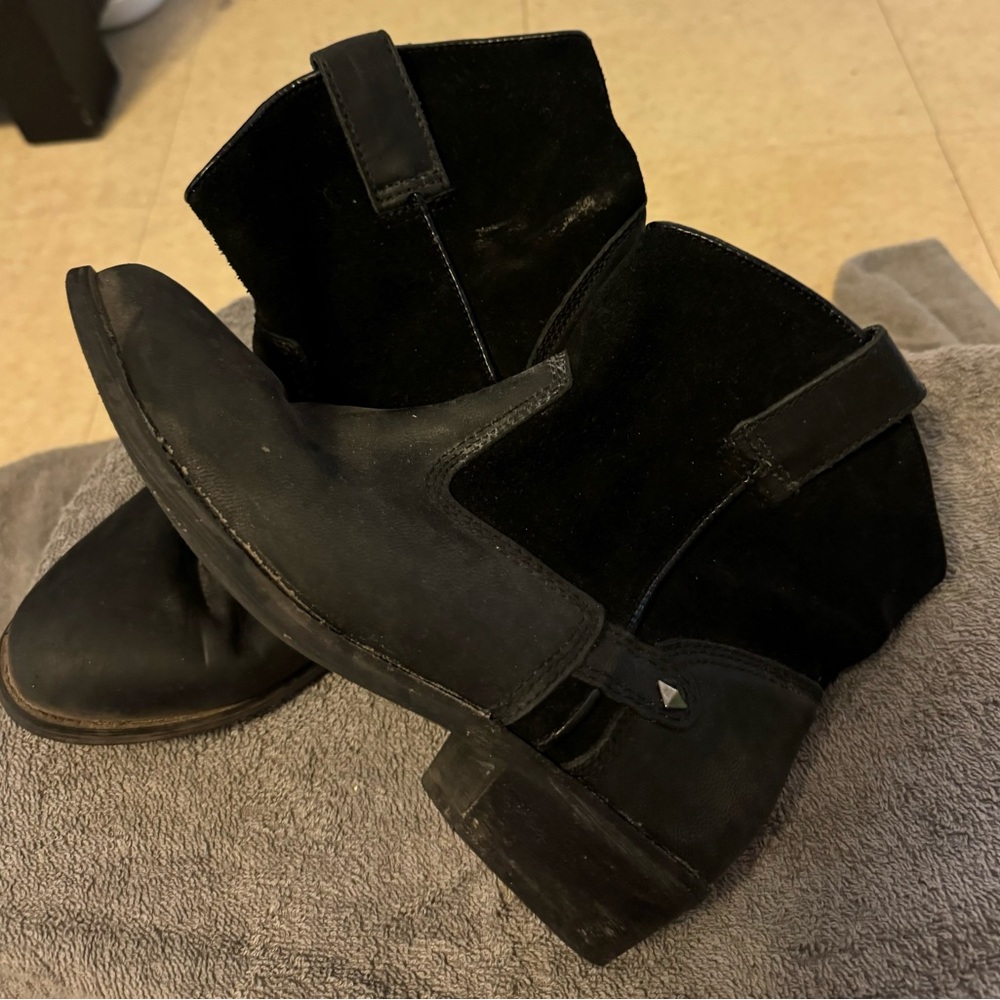 Sterling River Boots